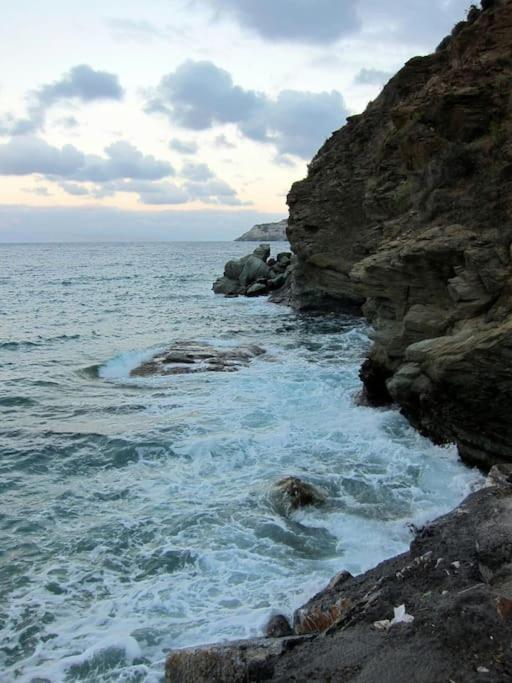Lenico Beachfront Suites Agia Pelagia Zewnętrze zdjęcie