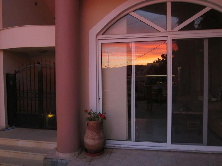 Lenico Beachfront Suites Agia Pelagia Zewnętrze zdjęcie