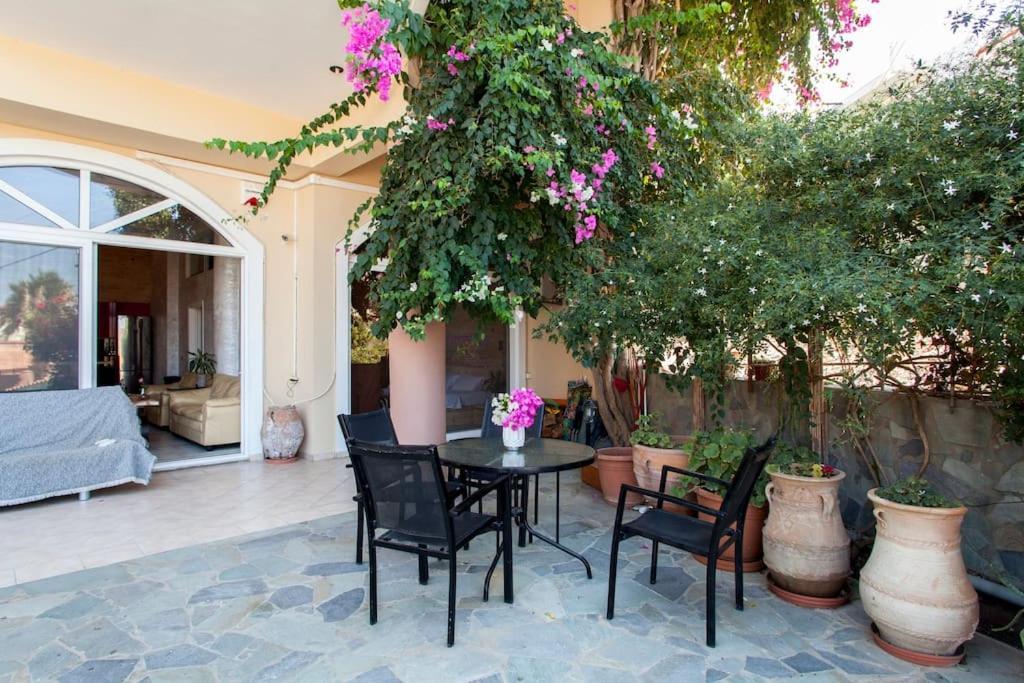 Lenico Beachfront Suites Agia Pelagia Zewnętrze zdjęcie